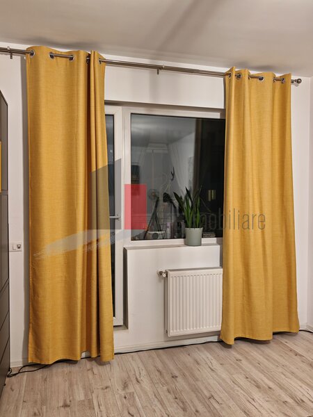 Pacii Apartament cu doua camere de vanzare - cu centrala-mobilat si utilat