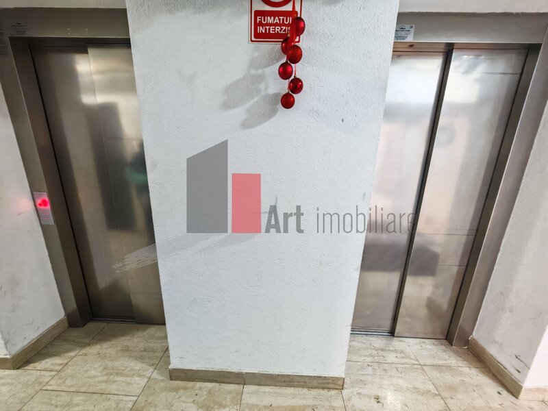 Pacii Apartament cu doua camere de vanzare - cu centrala-mobilat si utilat