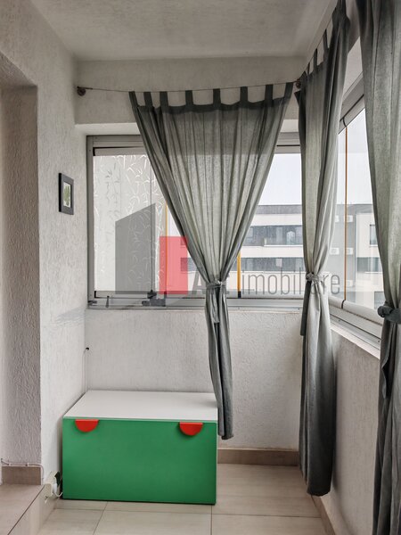 Pacii Apartament cu doua camere de vanzare - cu centrala-mobilat si utilat